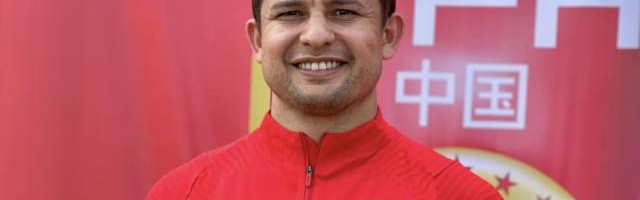 2026世界杯直播官网入口-艾克森：很遗憾阿兰缺席 之前在国足的位置不擅长